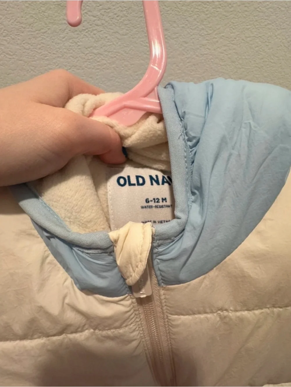 Baby snowsuit 6-12 NWOT